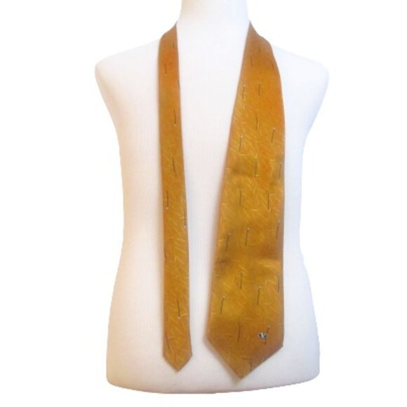 Valentino Garavani Men's Gold Tie - Picture 1 of 6